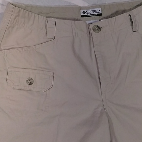 COLUMBIA SHORT SIZE 10 - Picture 2 of 8